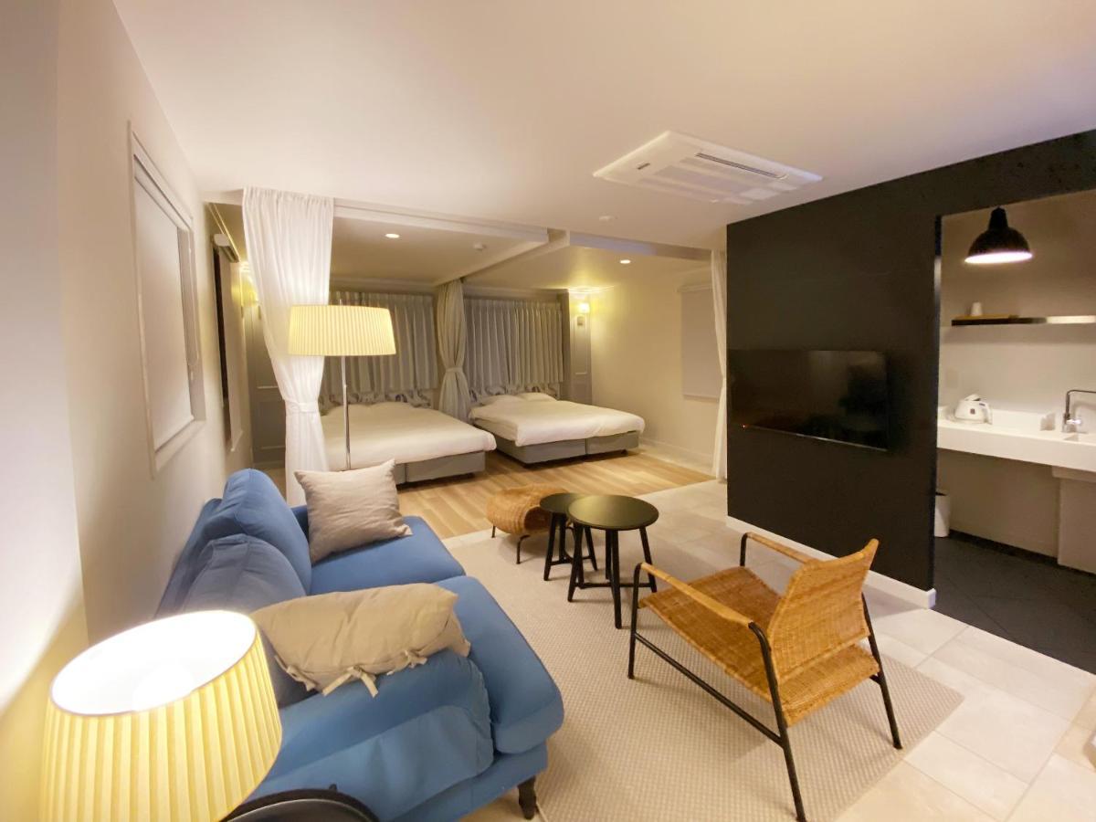 Precious Days Inn Fukuoka  Esterno foto